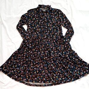 Splash Black Floral Patterned women’s Dress size 6